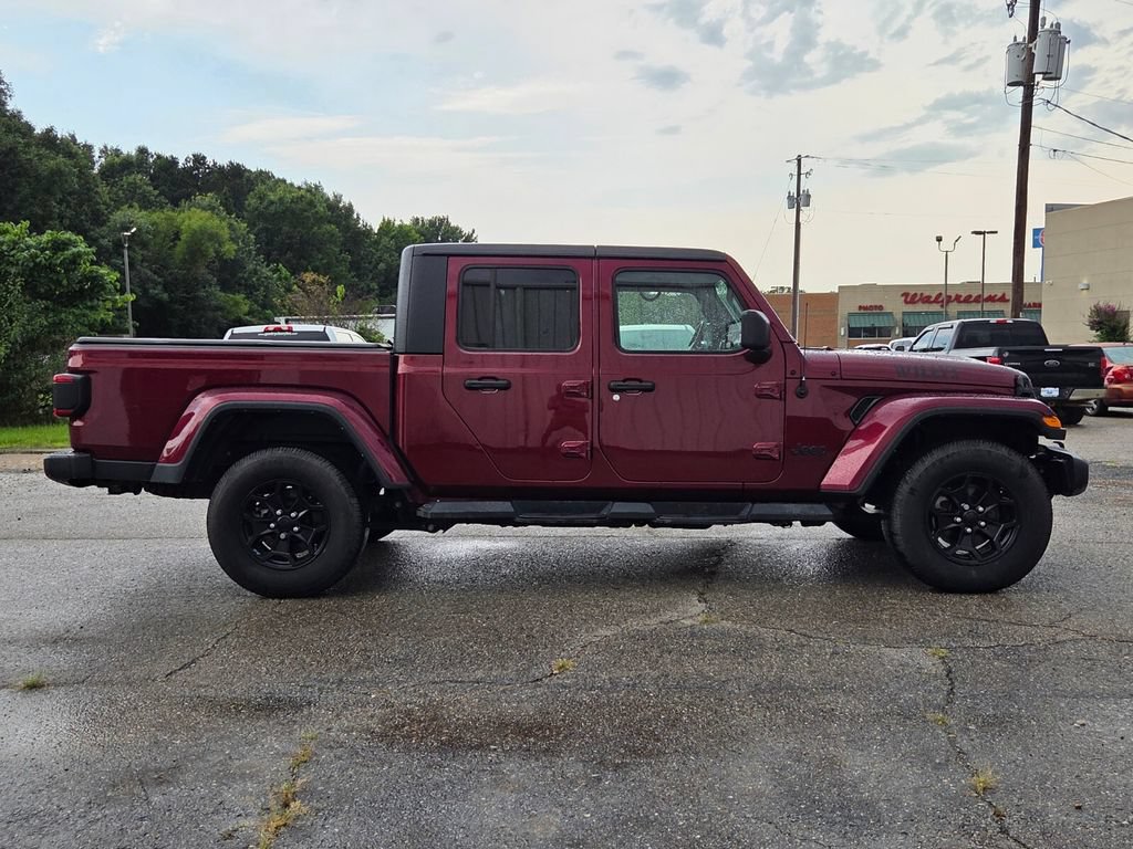 Used 2021 Jeep Gladiator Sport AWD/4WD image 6