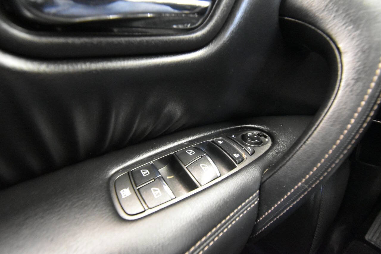 Used 2022 Nissan Armada Platinum w/ Captain's Chairs Package image 31