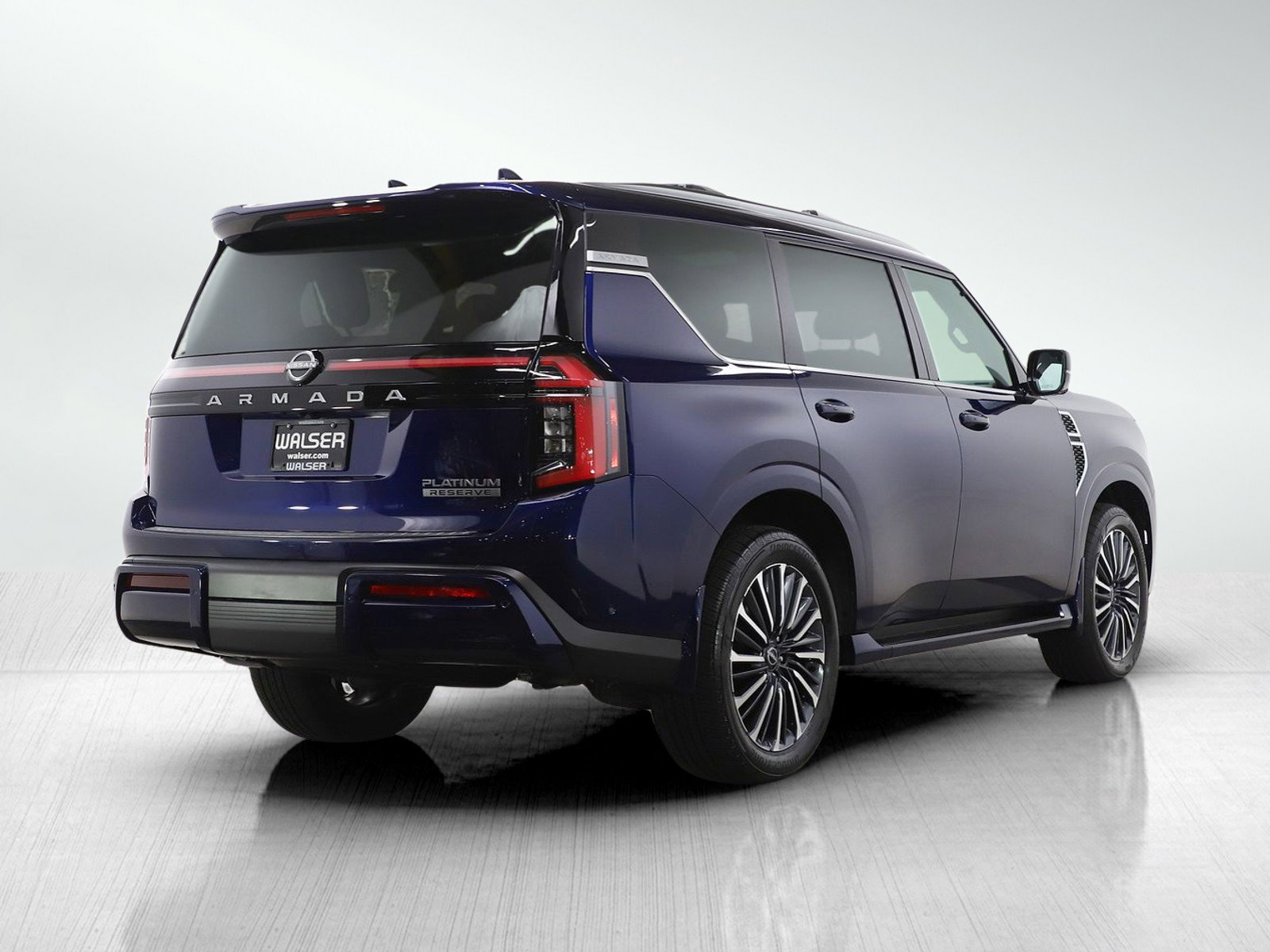 Used 2025 Nissan Armada Platinum Reserve image 6