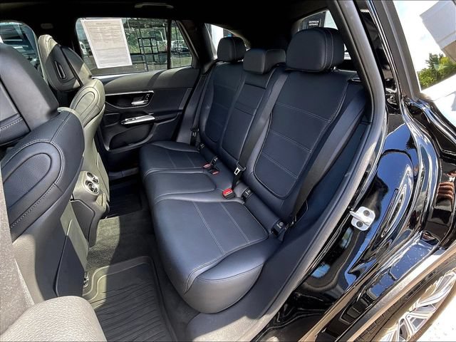 Used 2026 Mercedes-Benz GLC 300 4MATIC image 24