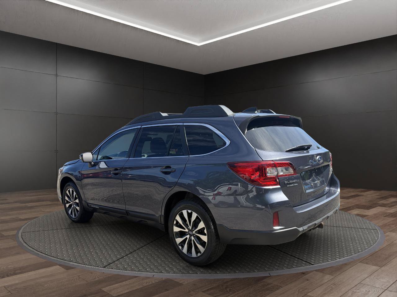 Used 2016 Subaru Outback 3.6R Limited AWD/4WD image 6