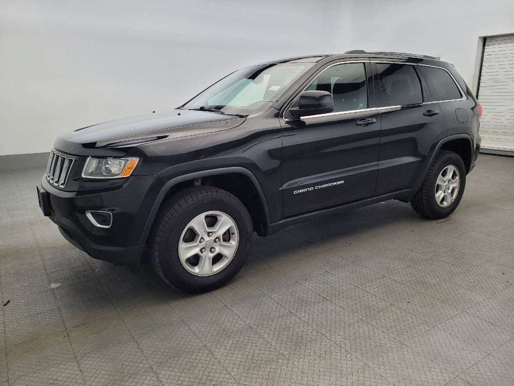 Used 2016 Jeep Grand Cherokee Laredo w/ Quick Order Package 23E image 2