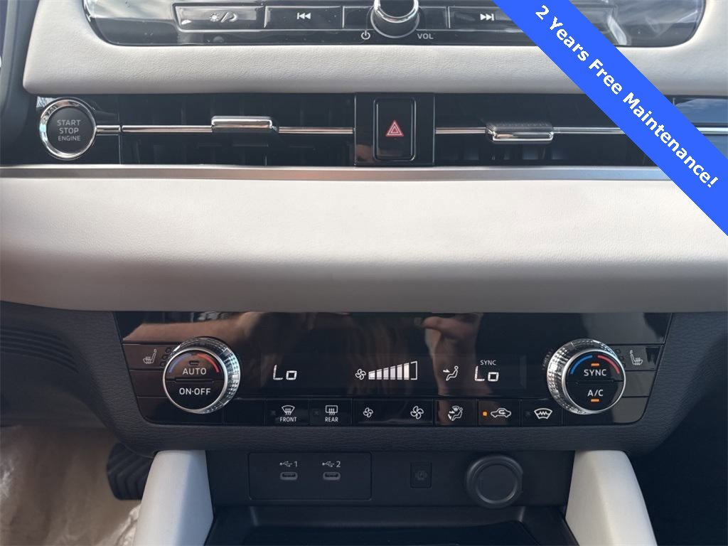 New 2025 Mitsubishi Outlander SE image 27