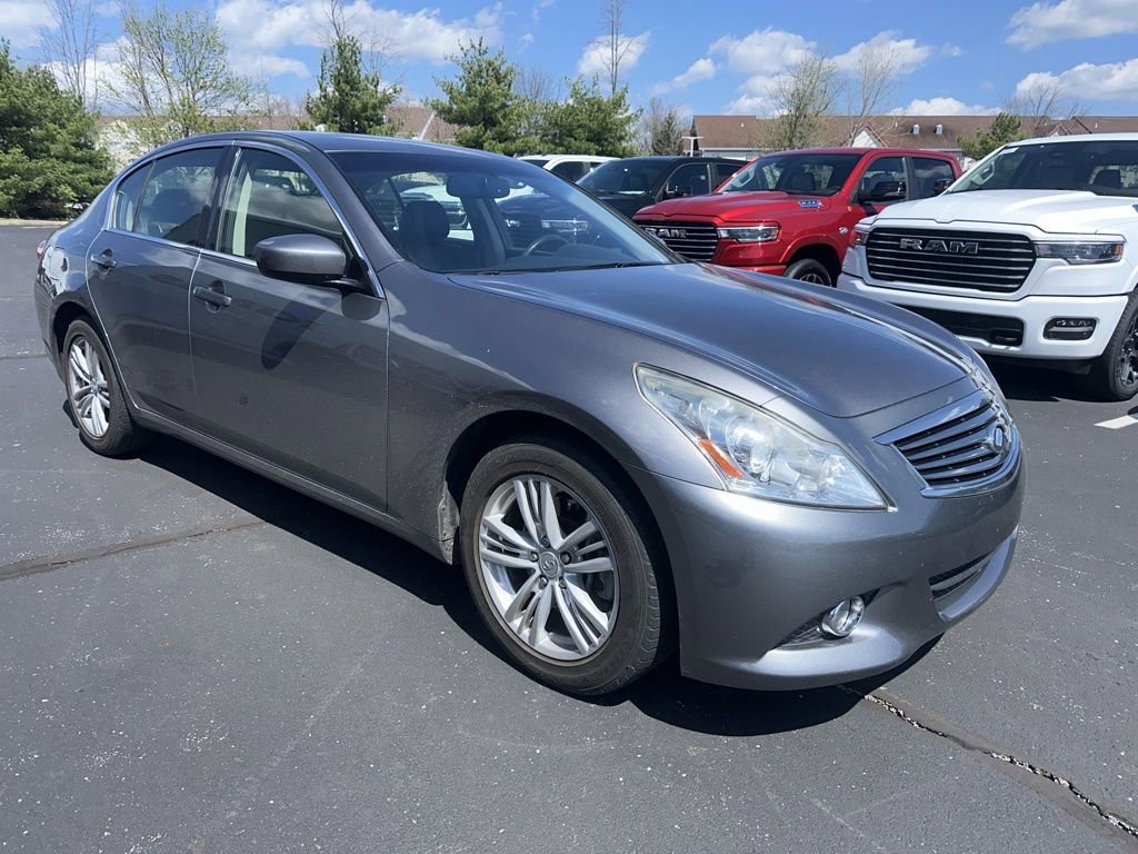 Used 2013 INFINITI G37 x w/ Premium Pkg image 3