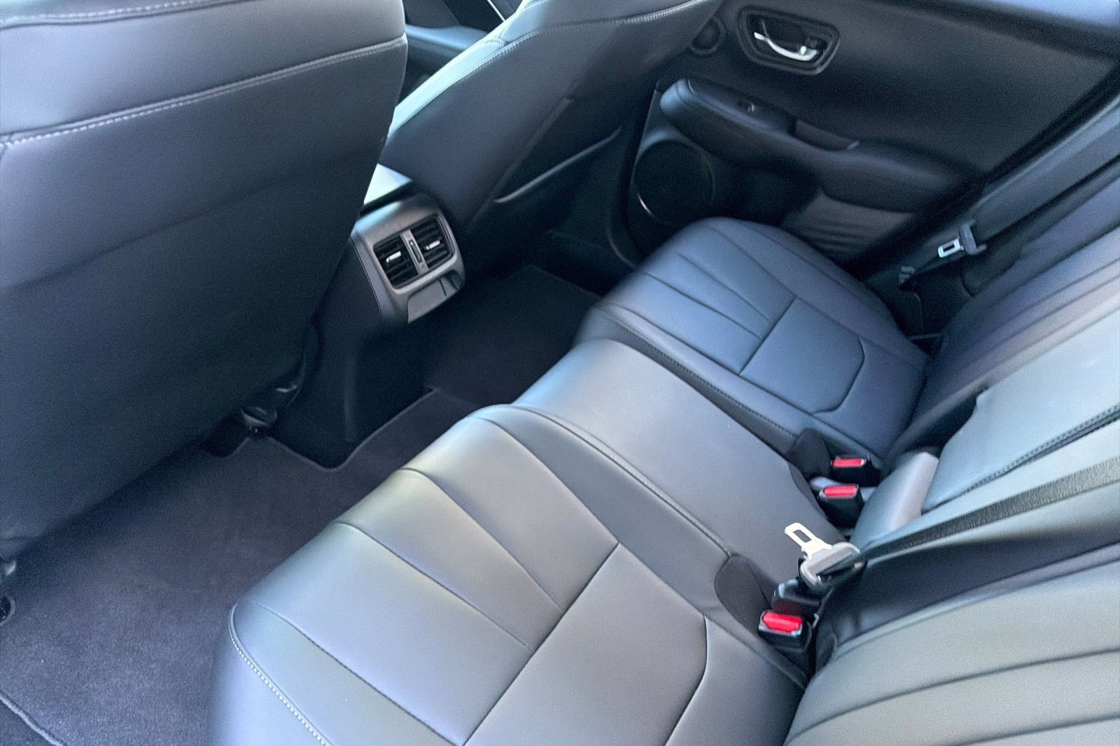 Certified 2025 Acura ADX AWD image 15