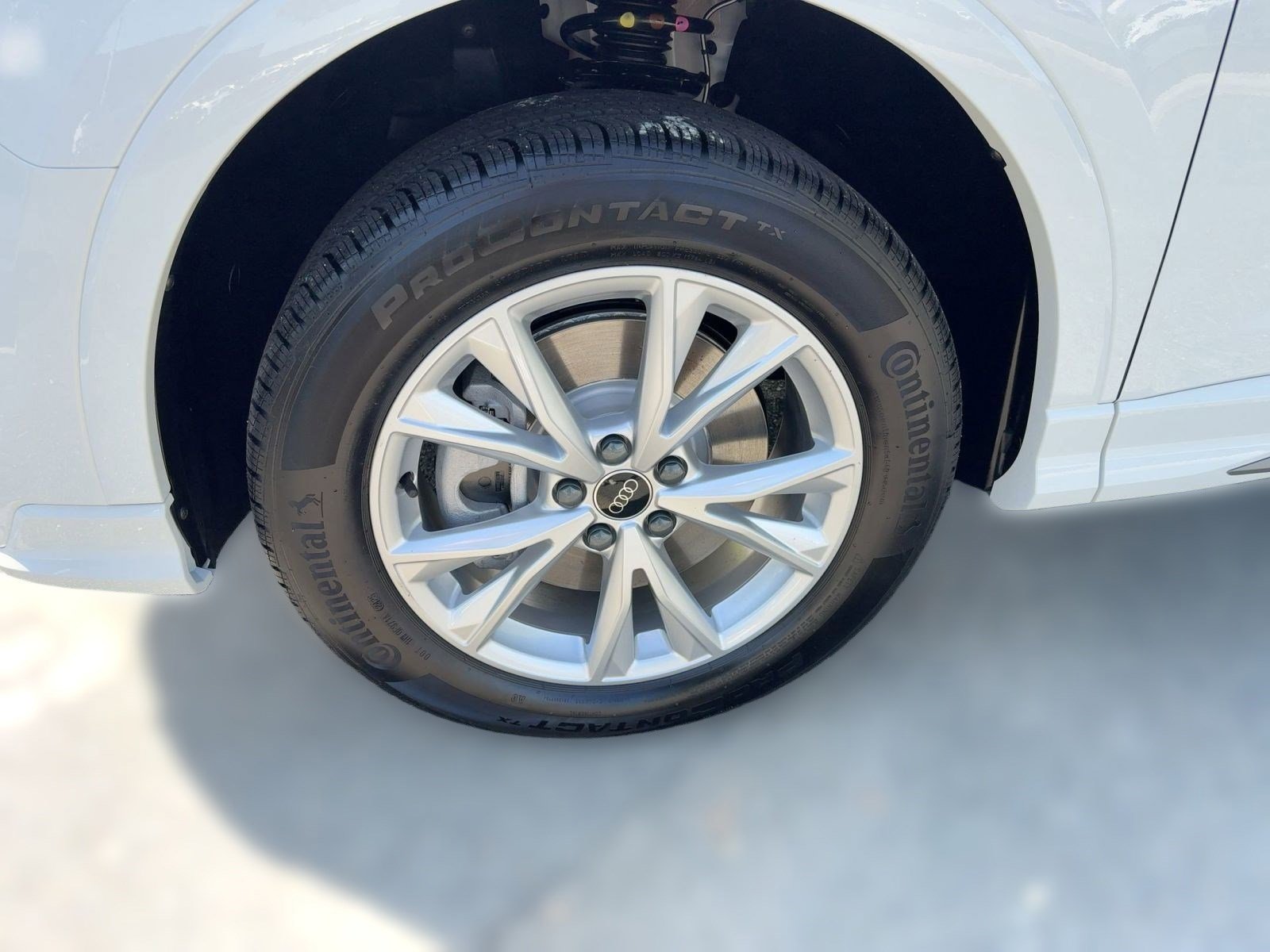 New 2025 Audi Q3 2.0T Premium image 12