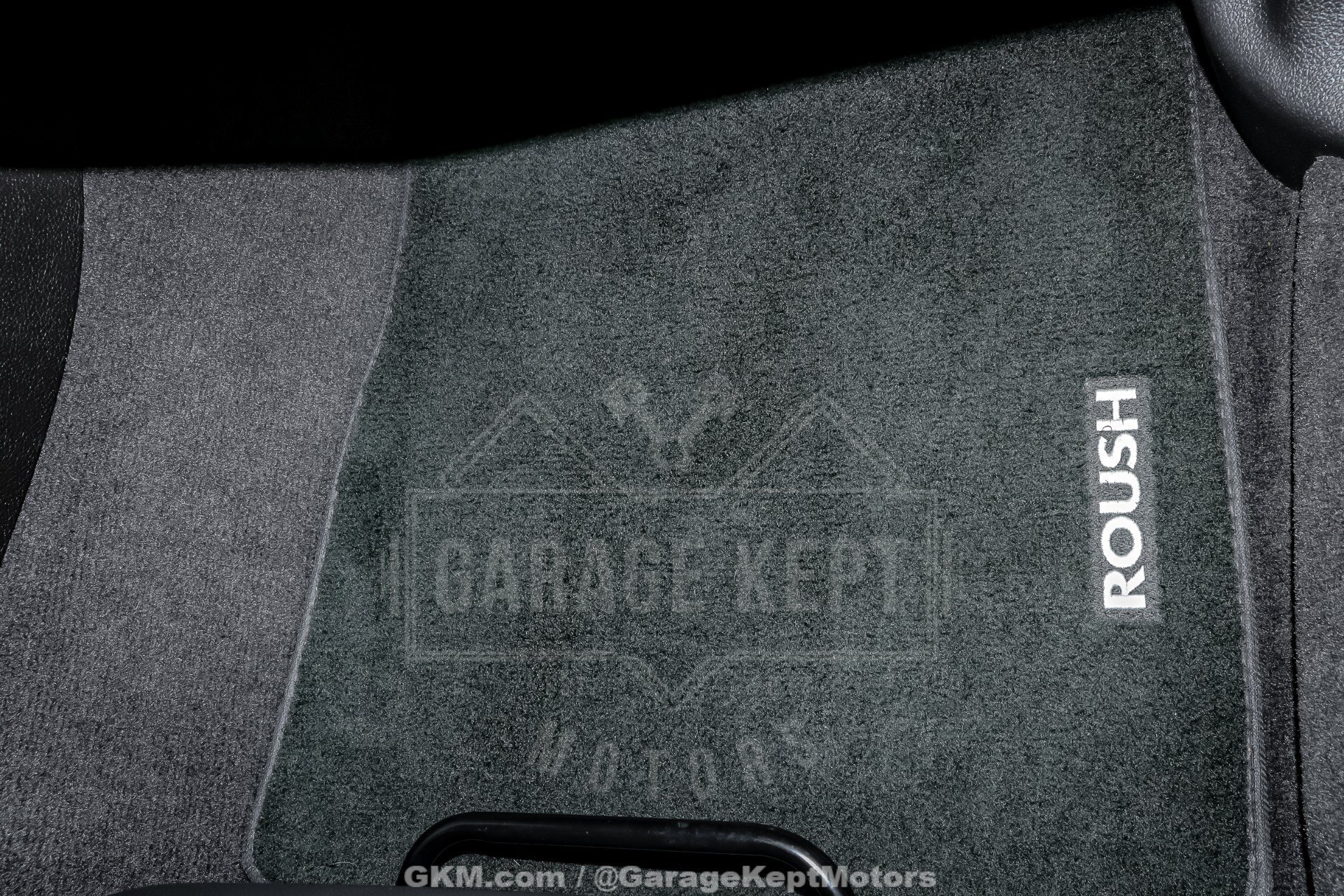 Used 2013 Ford Mustang GT Premium RWD image 75