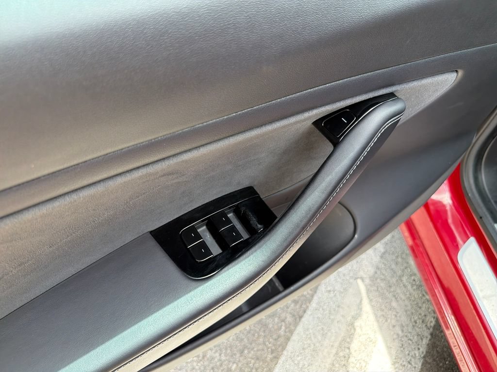 Used 2019 Tesla Model 3 Long Range RWD image 18