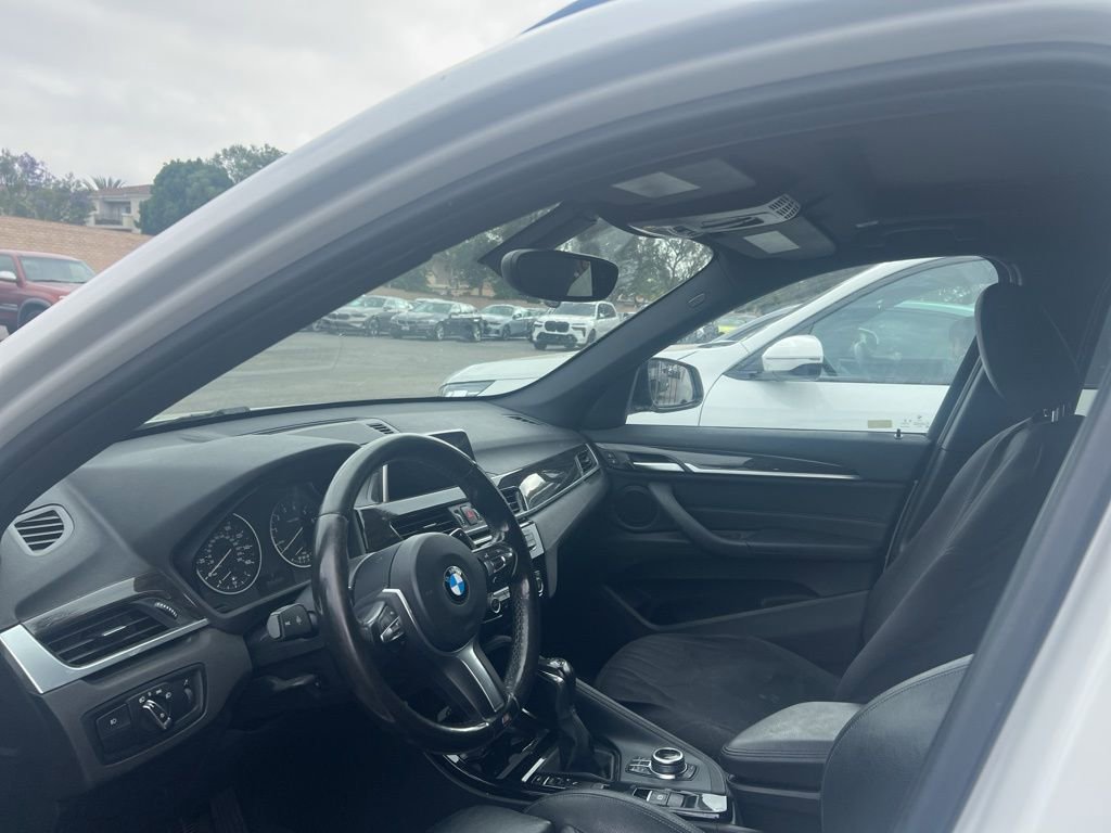 Used 2018 BMW X1 sDrive28i w/ M Sport Package image 9