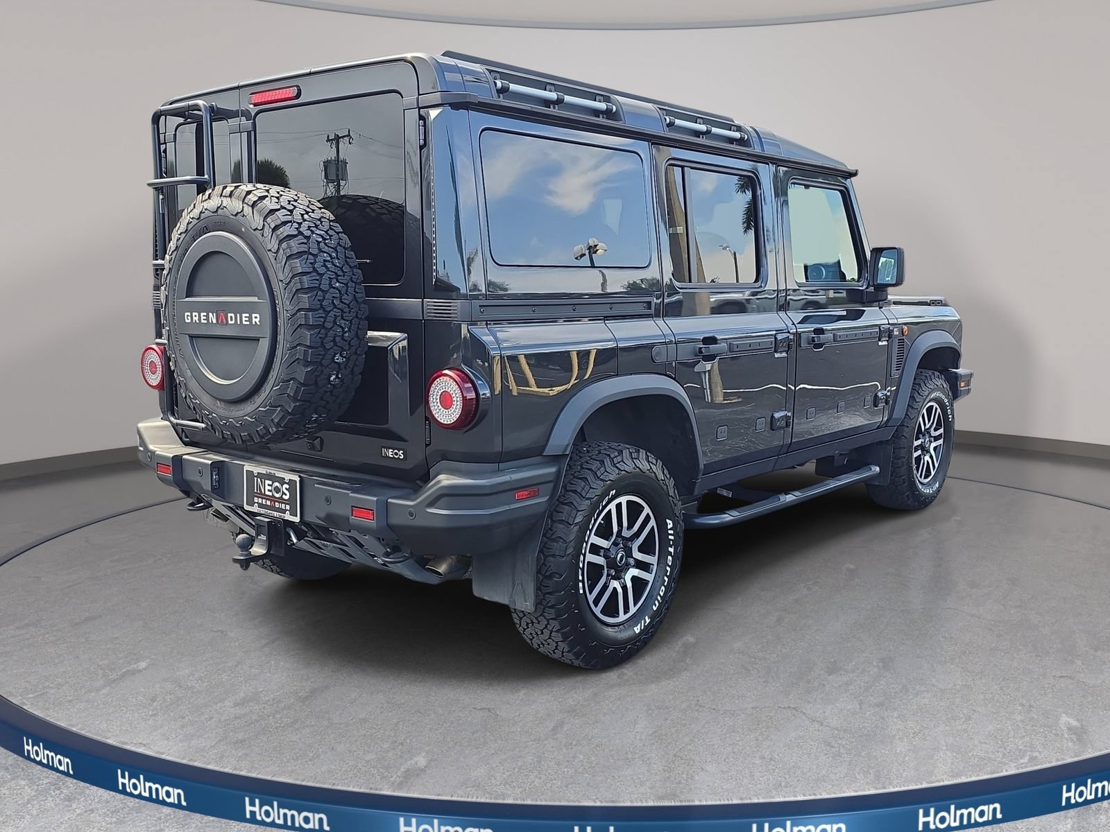 Used 2024 INEOS Grenadier Station Wagon AWD/4WD image 6