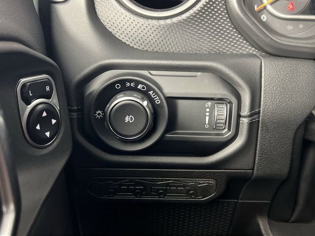 Used 2024 Jeep Wrangler Unlimited Rubicon 392 image 18