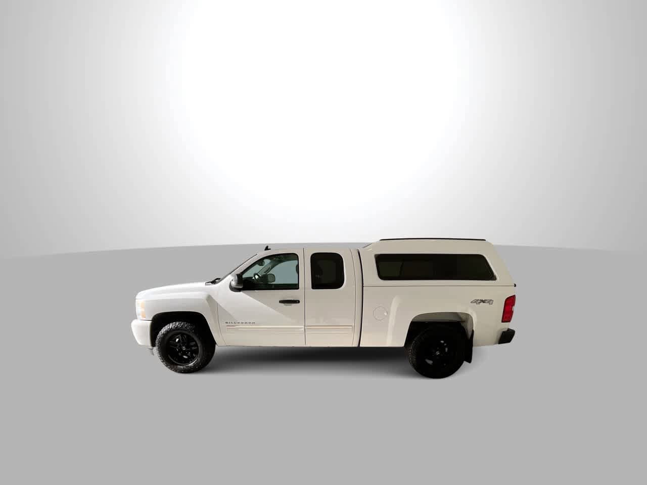 Used 2010 Chevrolet Silverado 1500 LT w/ Power Pack Plus AWD/4WD image 5
