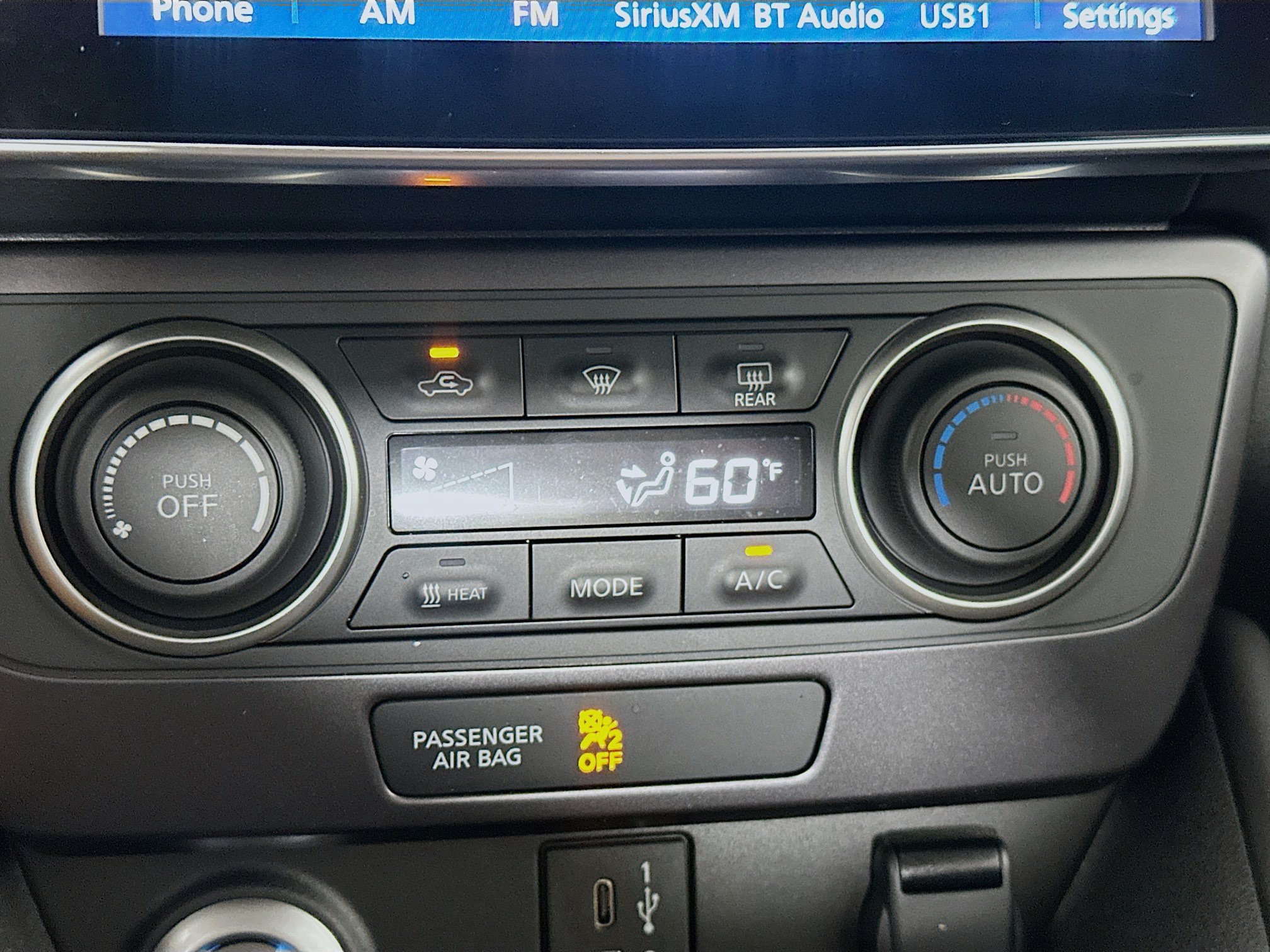 Used 2025 Nissan Leaf S FWD image 22