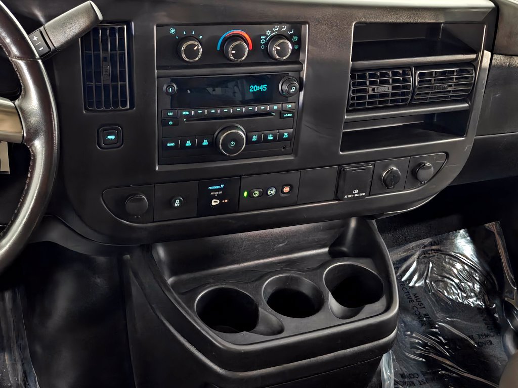Used 2019 Chevrolet Express 3500 LS RWD image 6
