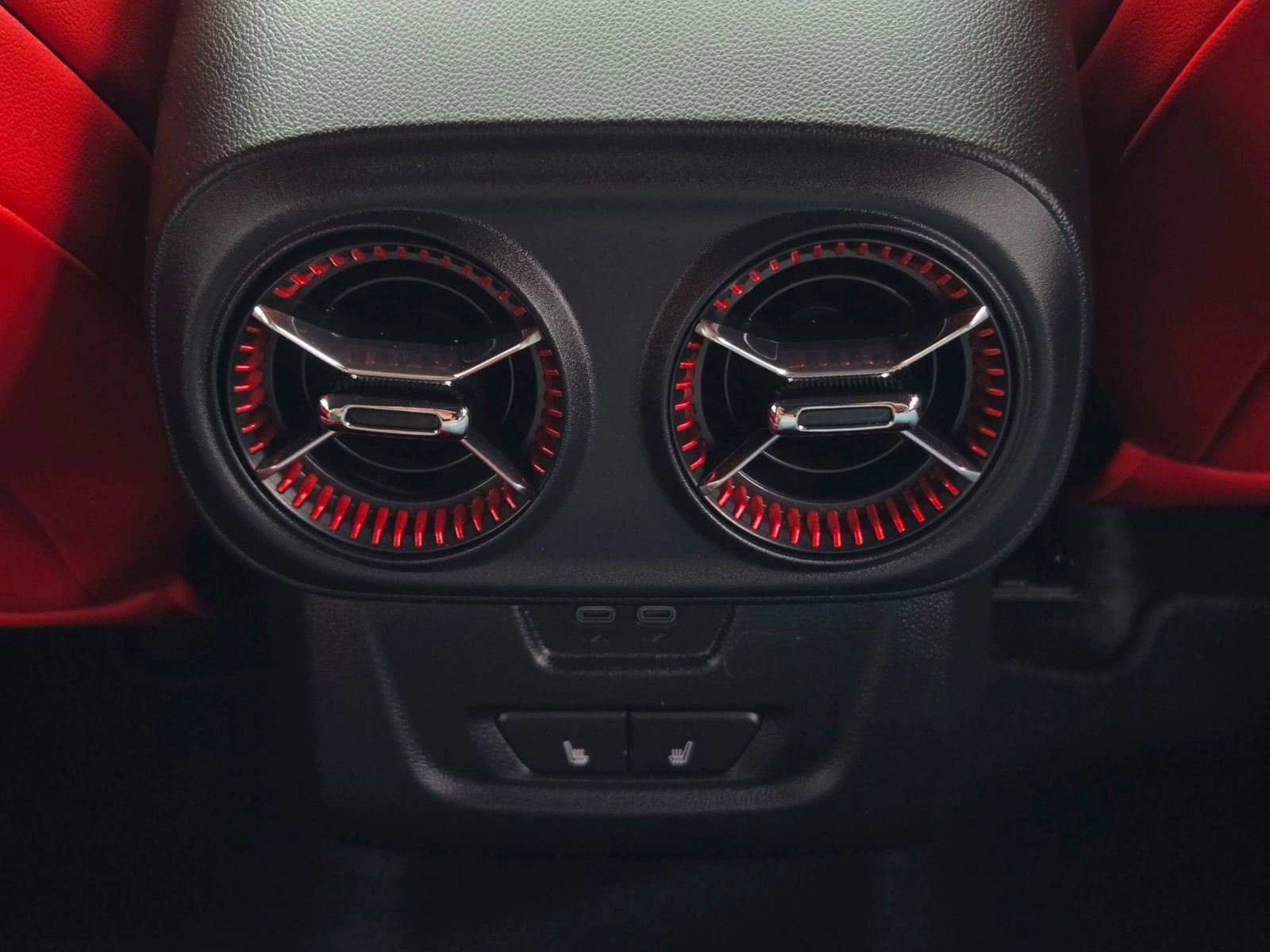 Used 2024 Chevrolet Blazer EV RS RWD image 32