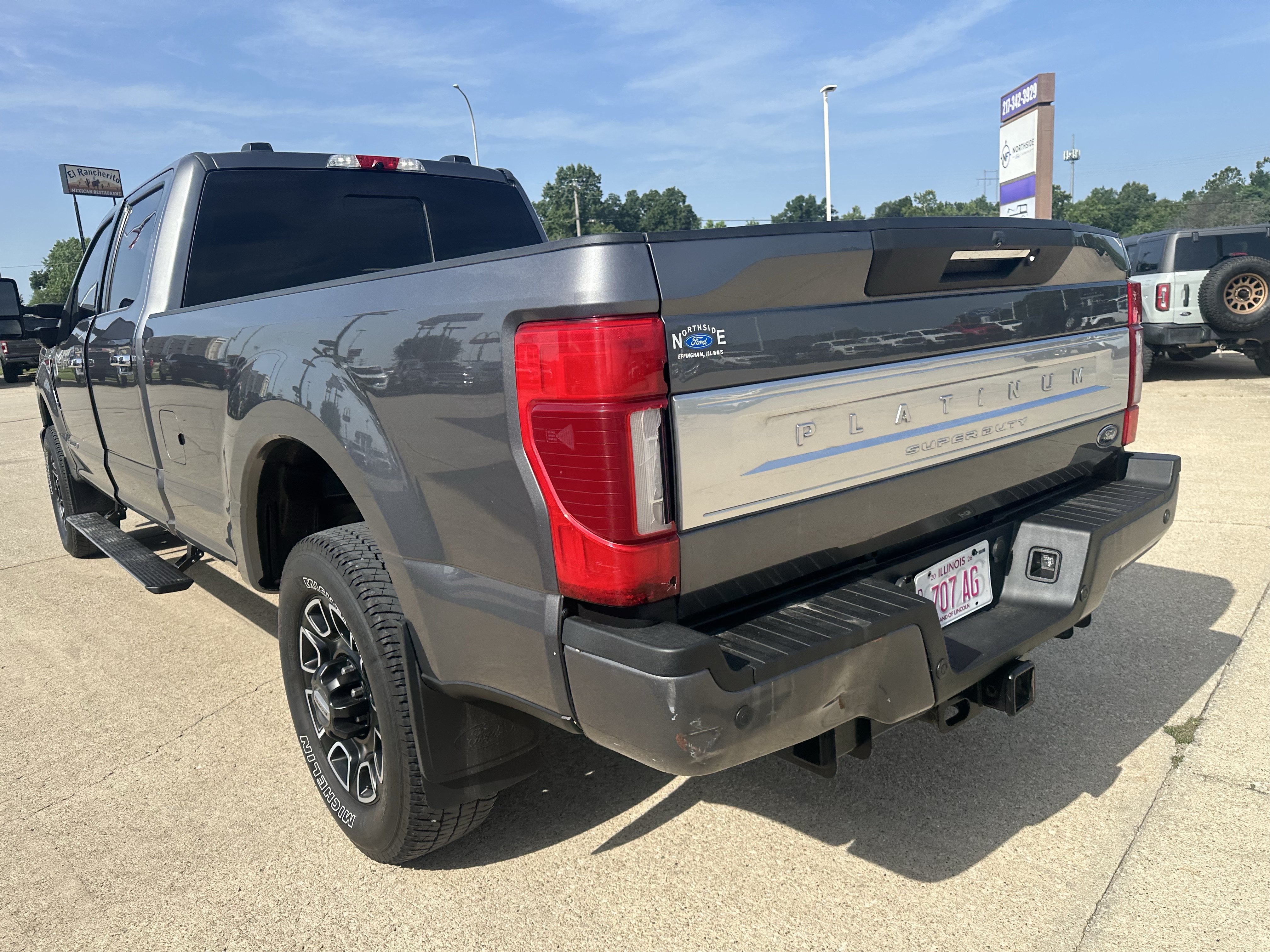 Used 2022 Ford F350 Platinum AWD/4WD image 10