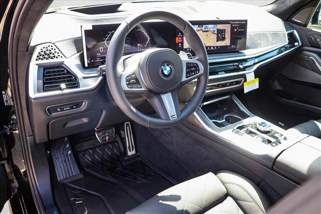 Used 2027 BMW X7 xDrive40i w/ Executive Package AWD/4WD image 10