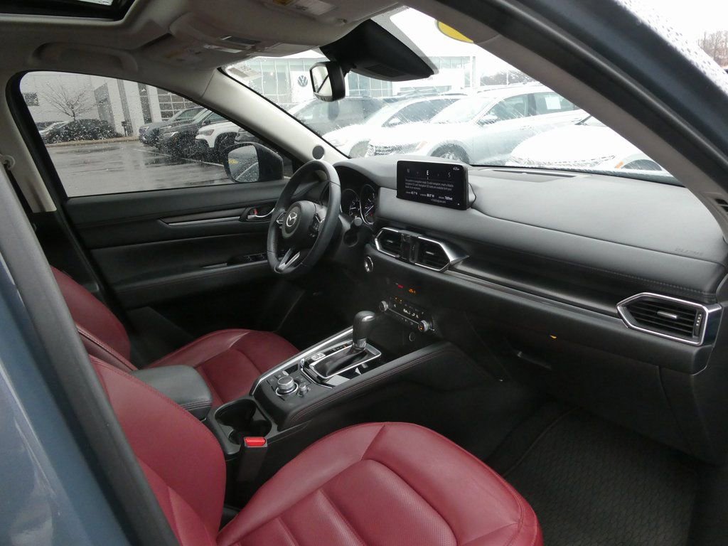 Used 2023 MAZDA CX-5 Carbon Edition image 23