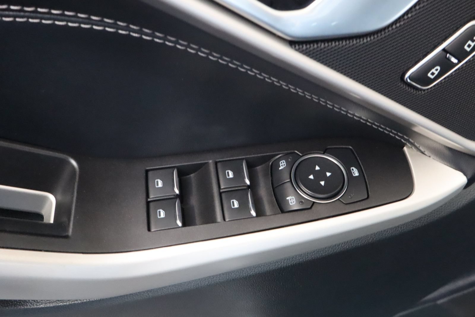 Used 2018 Jeep Wrangler Unlimited Sport AWD/4WD image 19