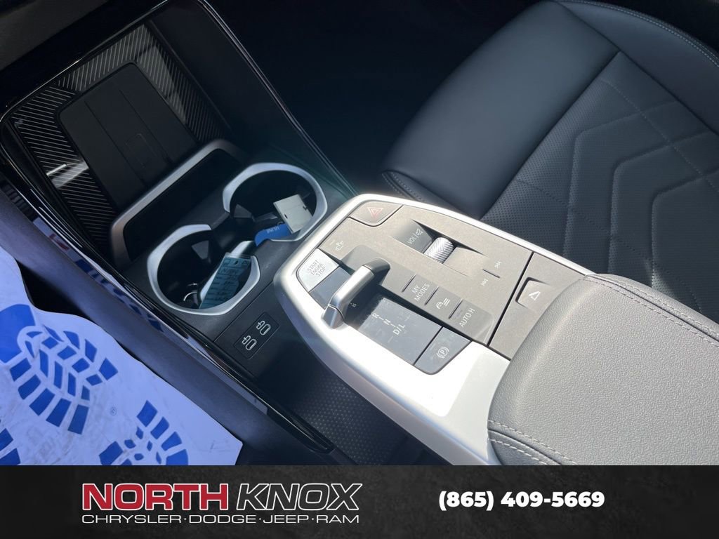 Used 2025 BMW X1 xDrive28i image 10