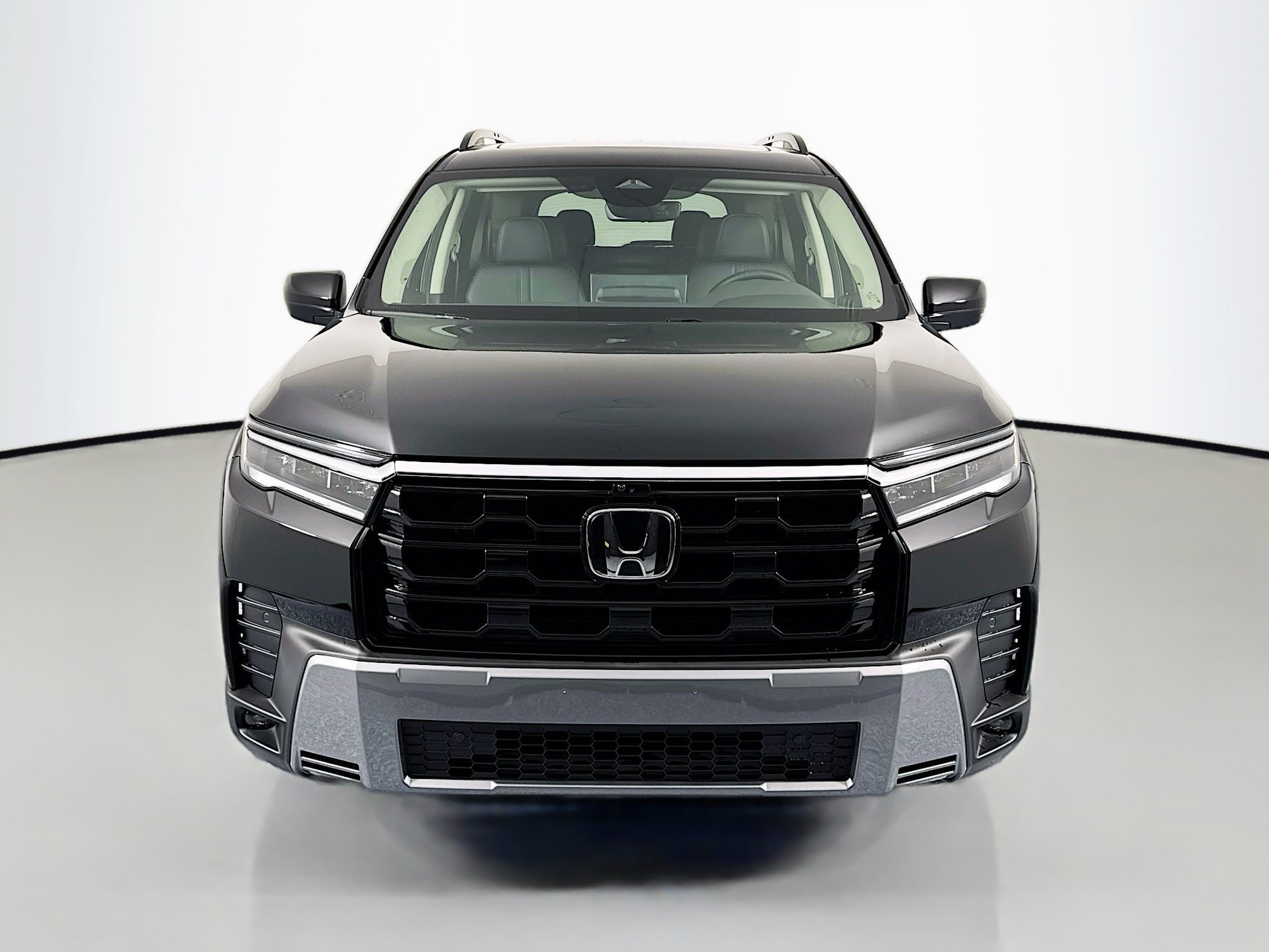 New 2026 Honda Pilot Touring image 2