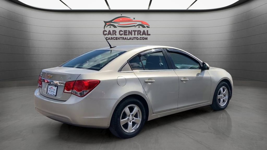 Used 2013 Chevrolet Cruze LT image 5