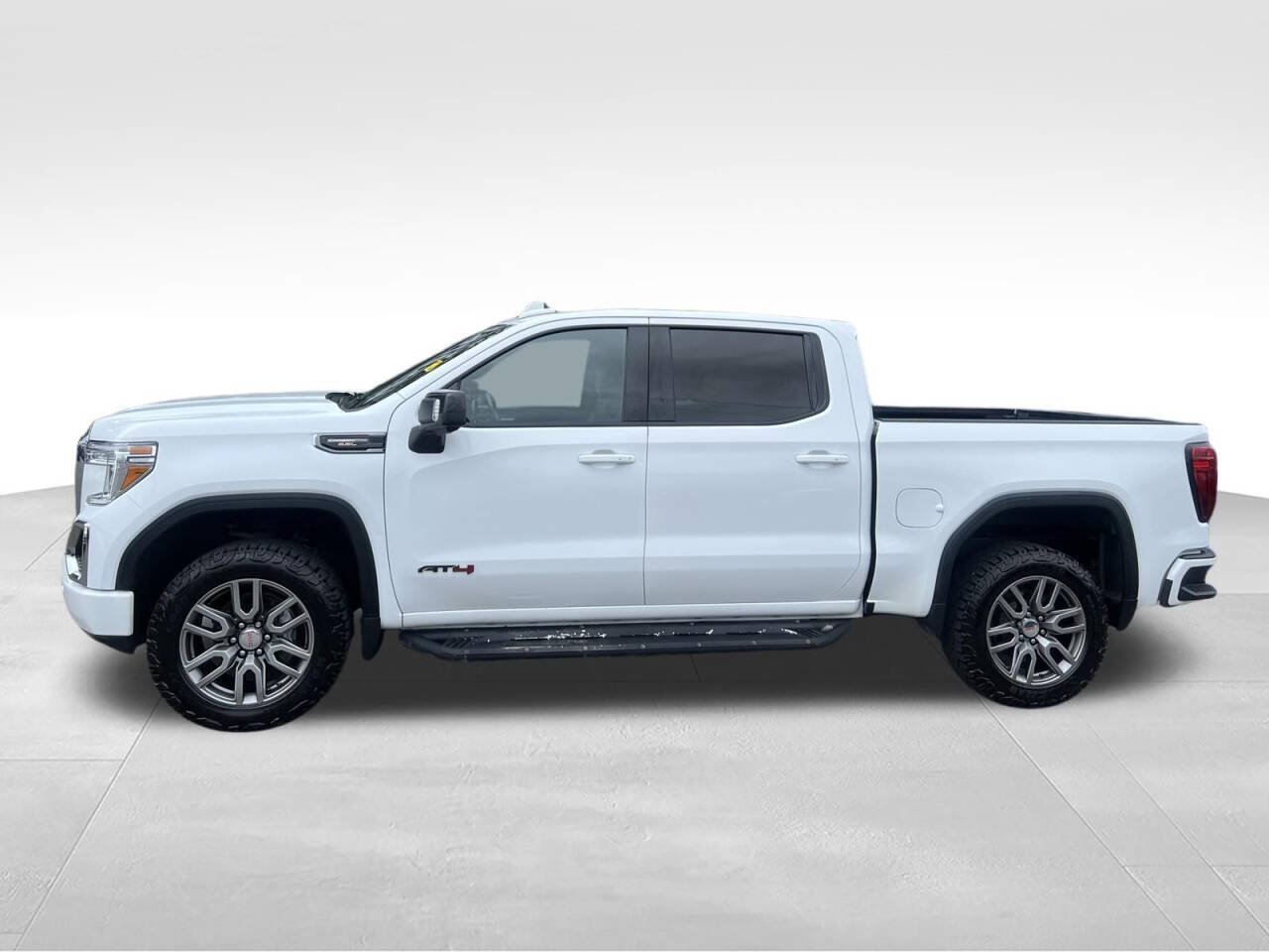 Used 2021 GMC Sierra 1500 AT4 w/ AT4 Carbonpro Edition AWD/4WD image 2