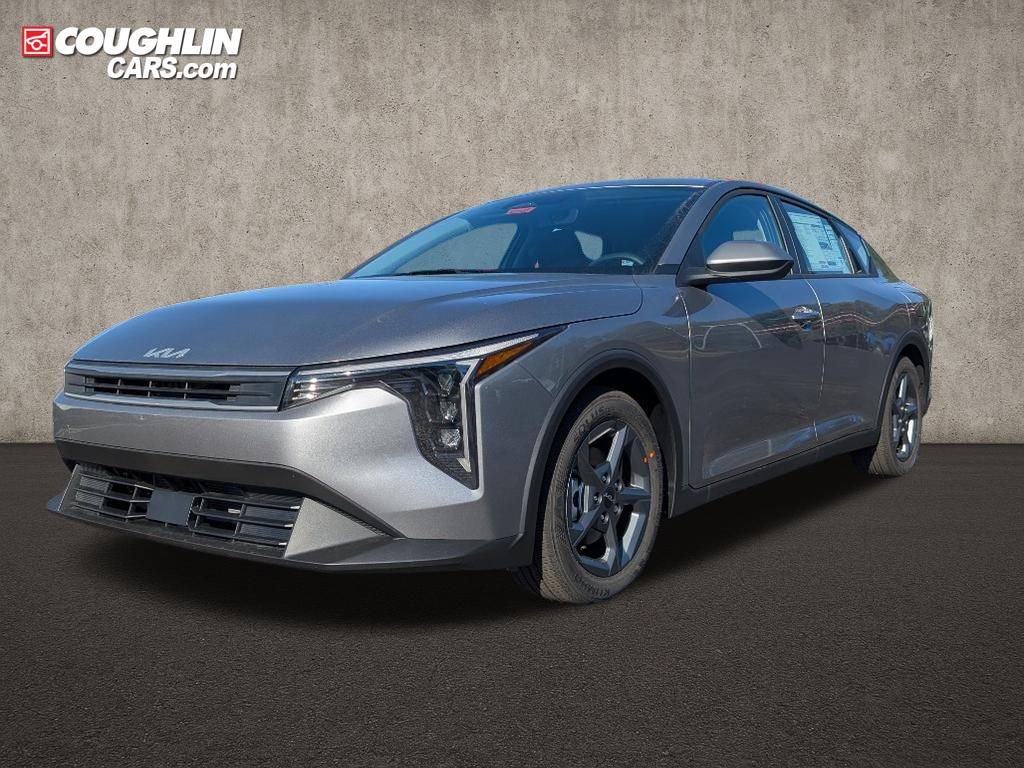 New 2025 Kia K4 LXS image 3