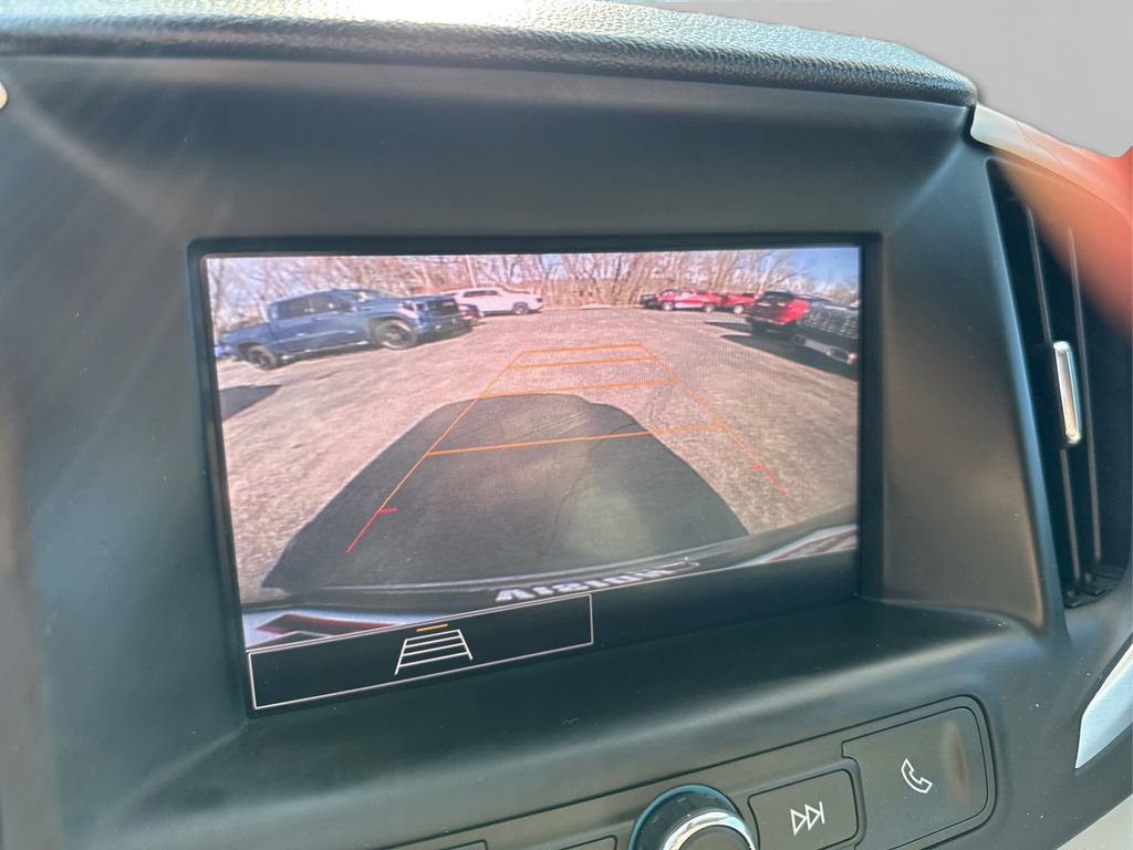 Used 2023 GMC Terrain SLE w/ Driver Convenience Package image 33