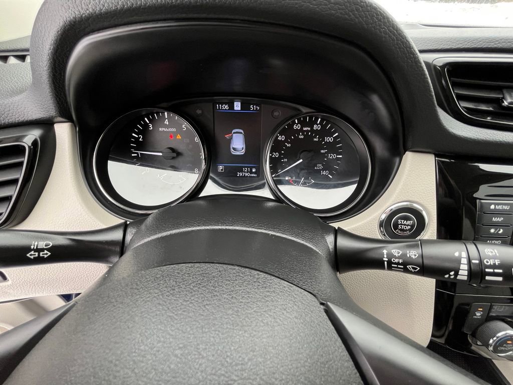 Used 2022 Nissan Rogue Sport SL image 15