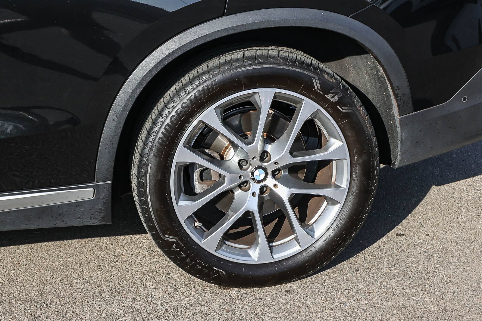 Used 2024 BMW X5 xDrive40i w/ Premium Package AWD/4WD image 10