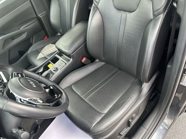 Used 2023 Kia Sorento S FWD image 15