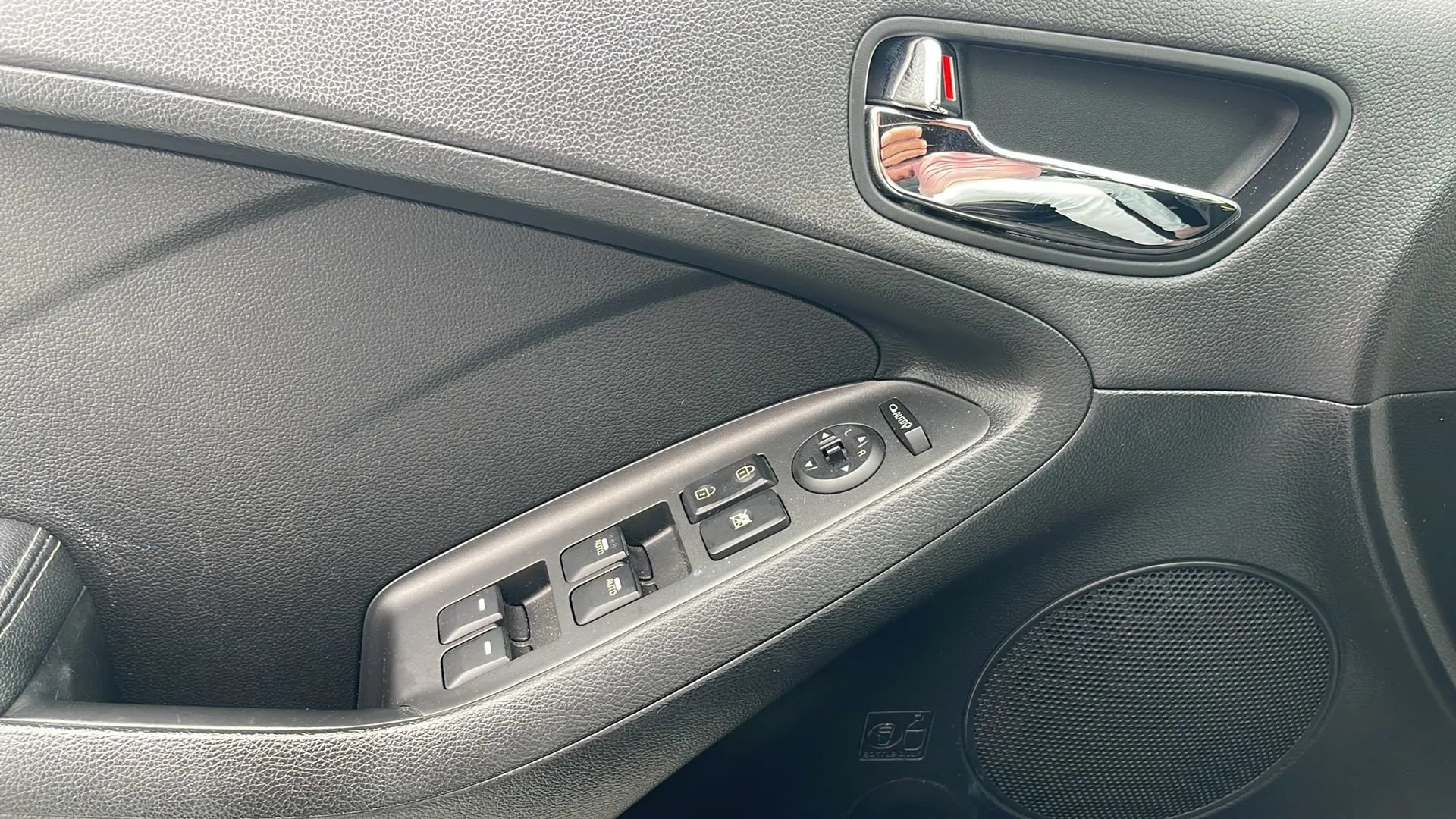 Used 2016 Kia Forte EX w/ EX Premium Technology Package FWD image 20