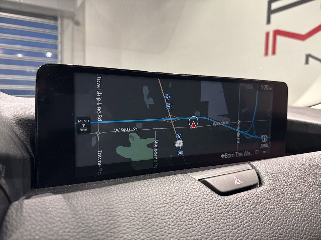 Used 2025 MAZDA CX-70 Plug-In Hybrid w/ Premium Pkg image 18