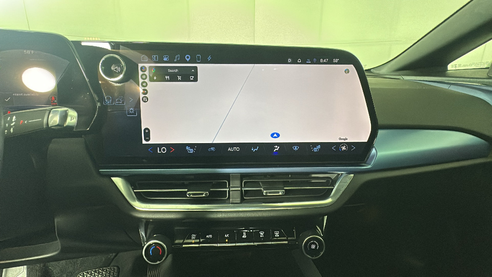 Used 2024 Chevrolet Equinox EV LT FWD image 30