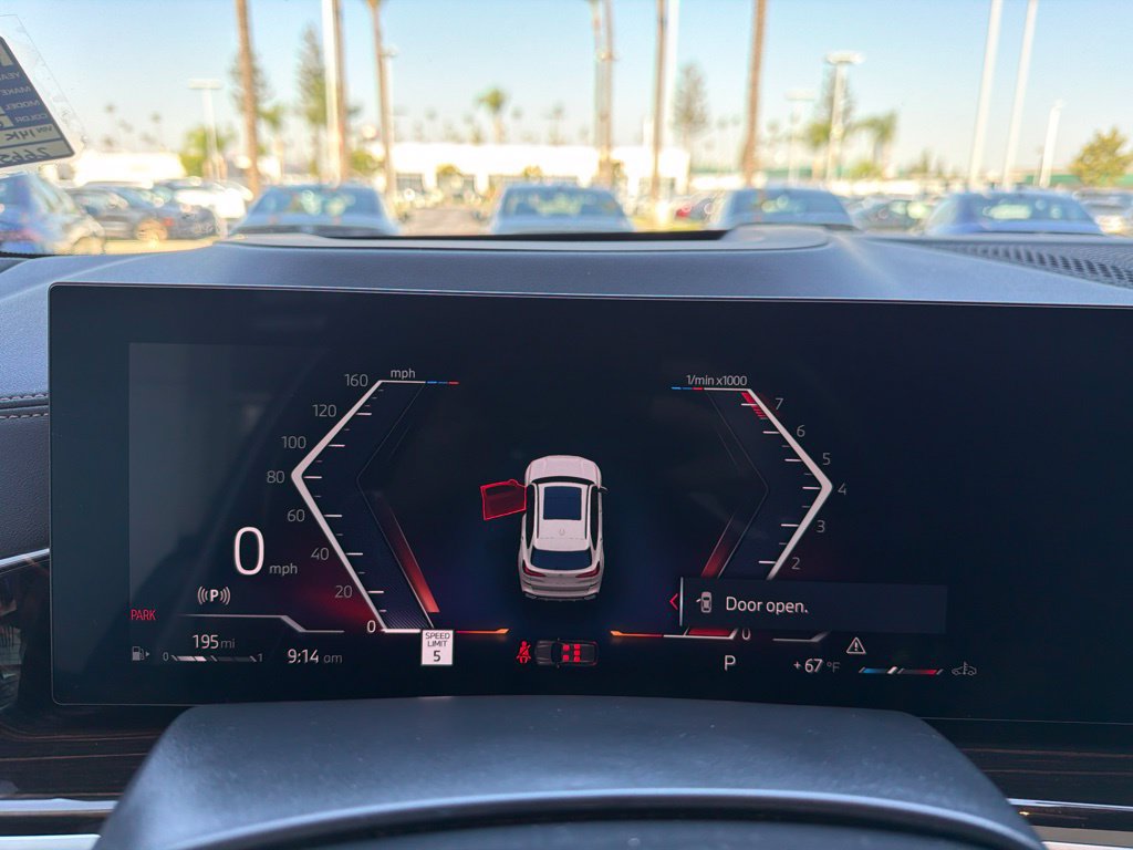 Used 2026 BMW X5 xDrive40i w/ M Sport Package AWD/4WD image 21