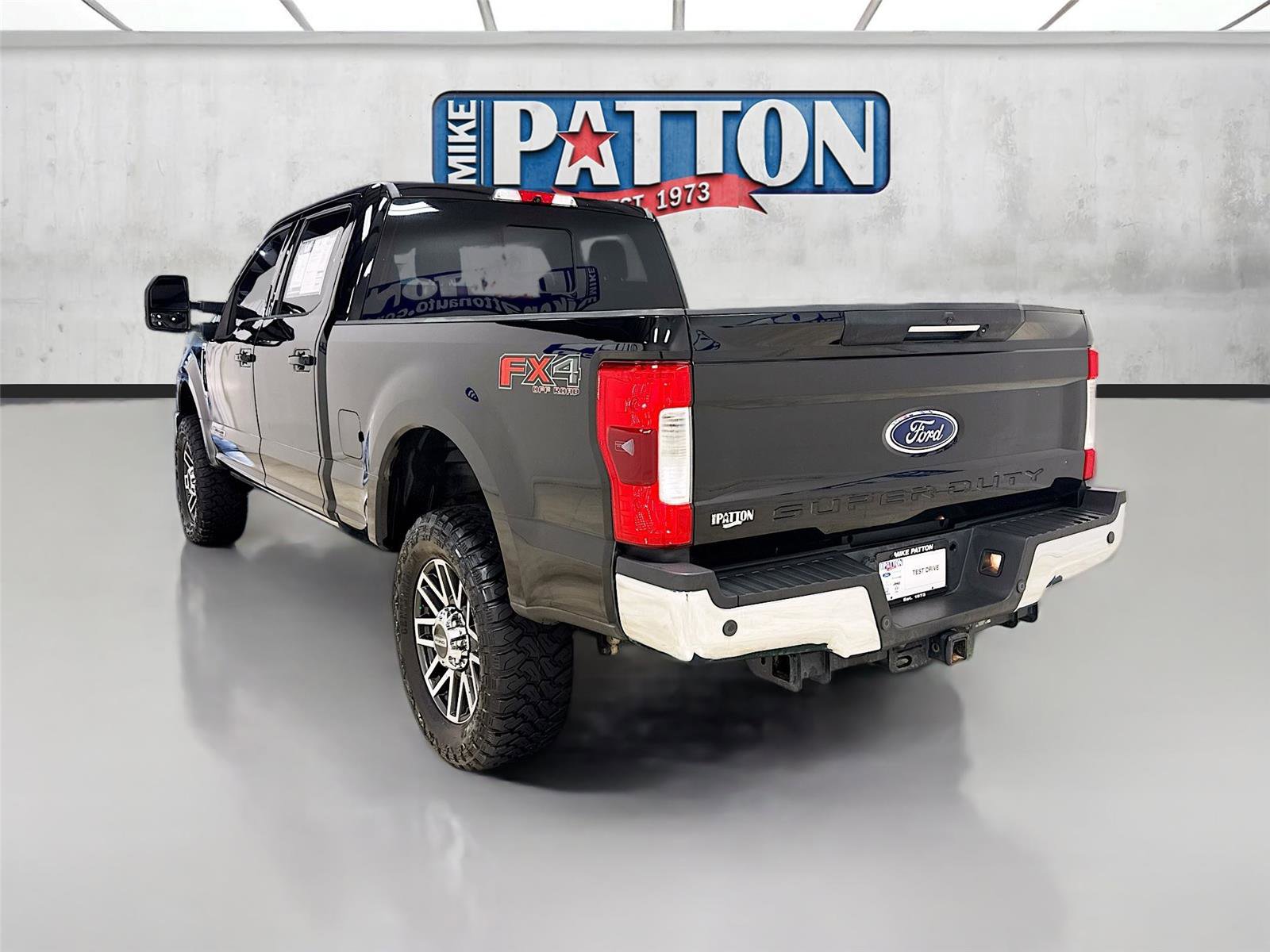 Used 2017 Ford F250 Lariat w/ Lariat Ultimate Package image 5