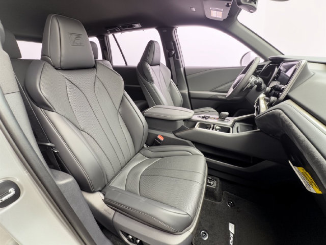 New 2026 Lexus TX 500h AWD w/ Technology Package image 27