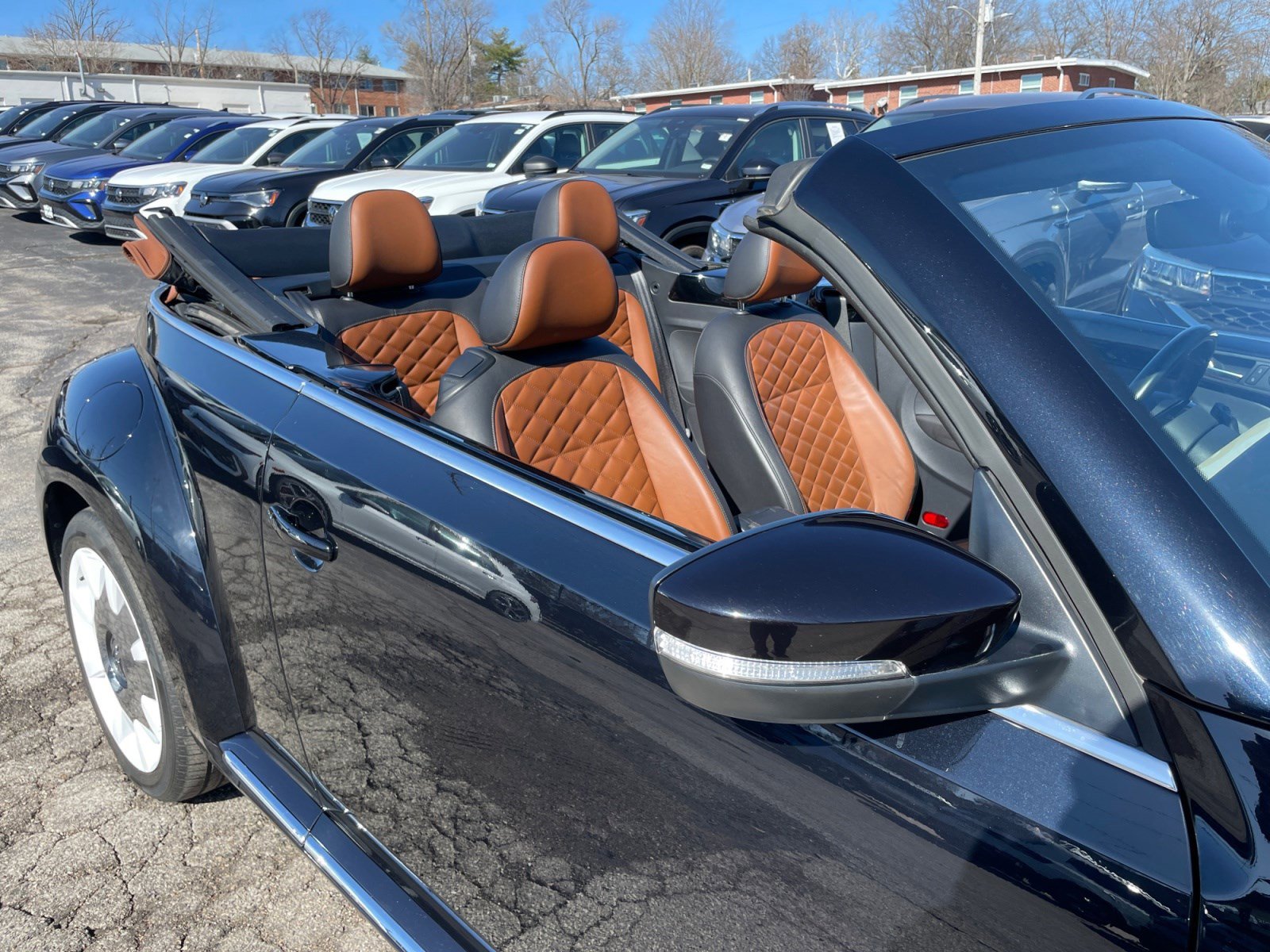 Used 2019 Volkswagen Beetle 2.0T Final Edition SEL FWD image 19