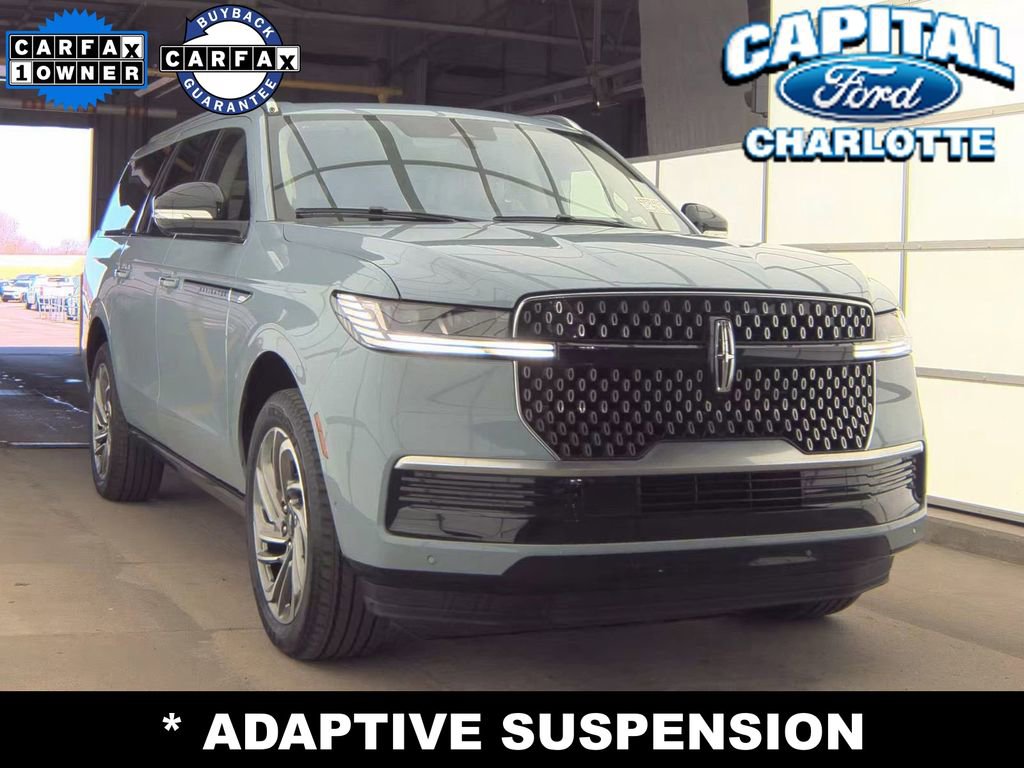 Used 2025 Lincoln Navigator L Reserve AWD/4WD image 4