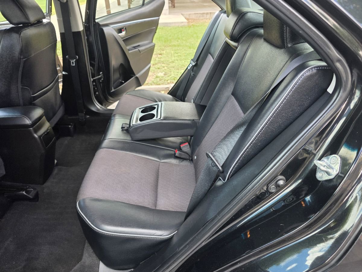 Used 2016 Toyota Corolla S FWD image 17