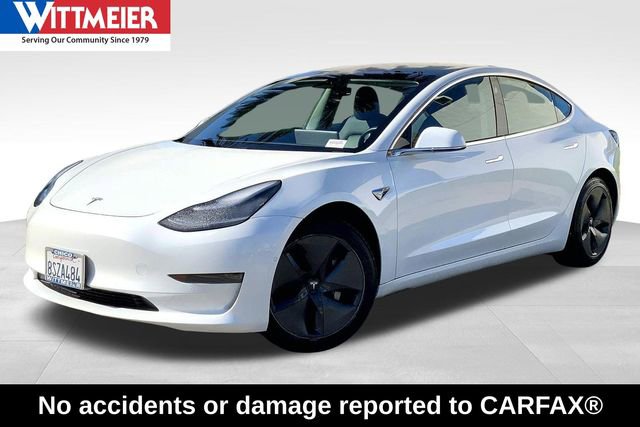 Used 2020 Tesla Model 3 Standard Range Plus image 1