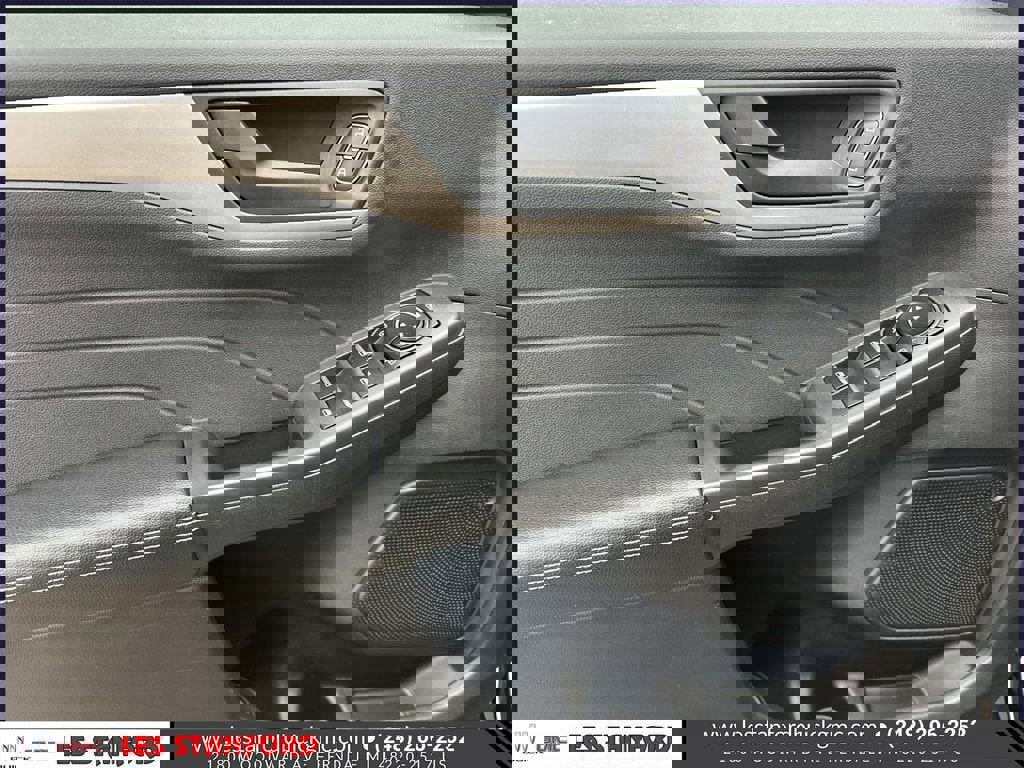 Used 2022 Ford Escape SE image 16