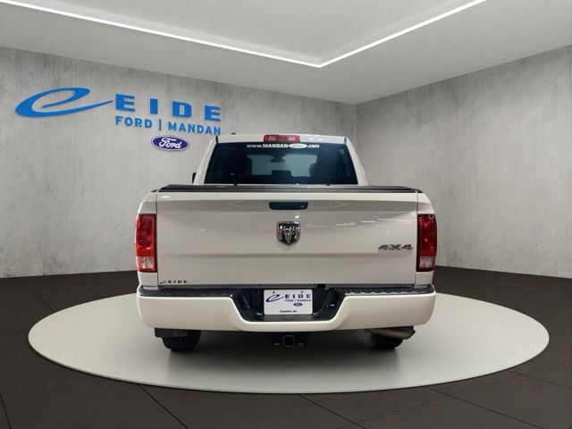 Used 2017 RAM 1500 Express AWD/4WD image 6