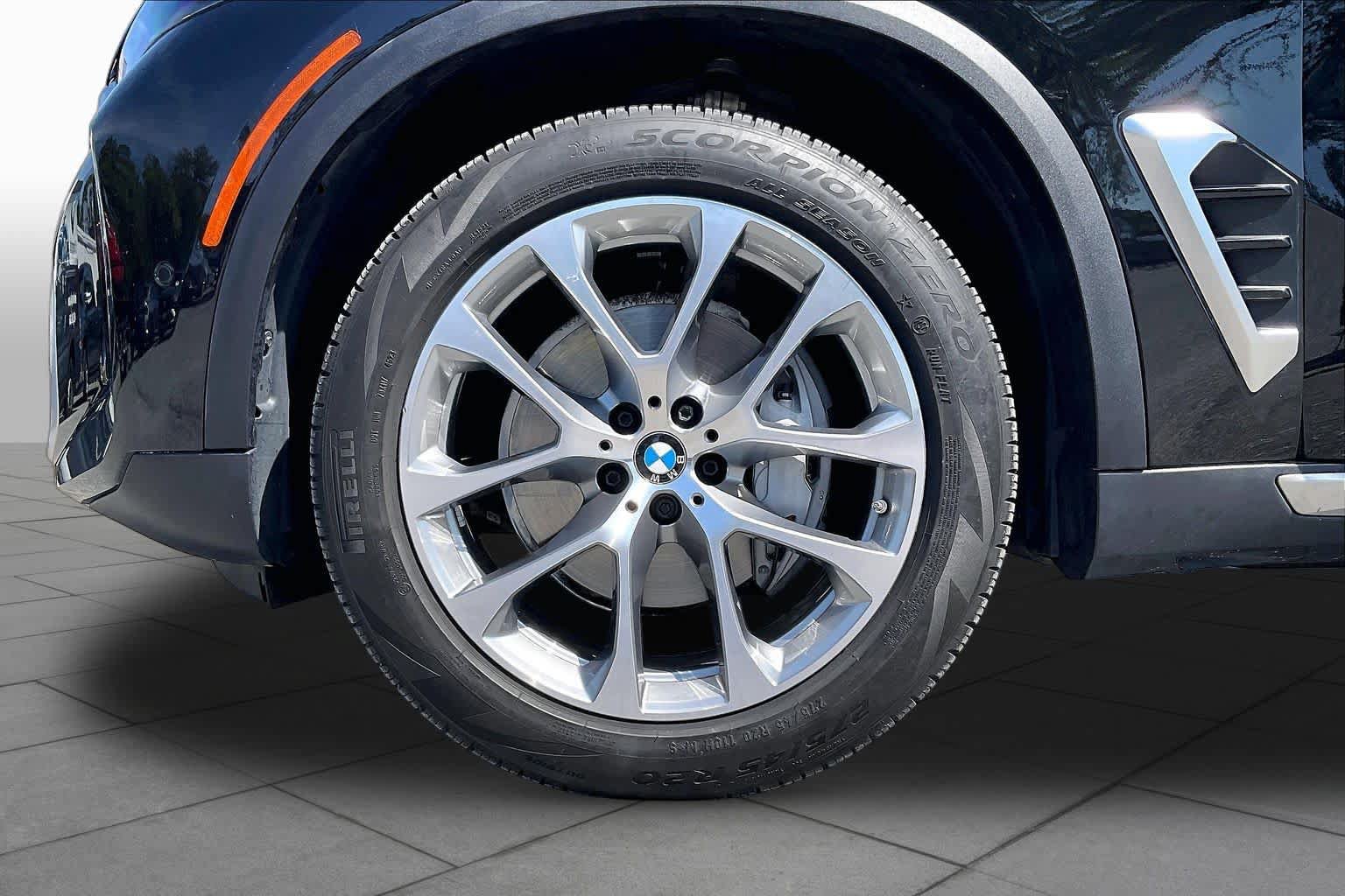 Used 2024 BMW X5 xDrive40i w/ Executive Package AWD/4WD image 10