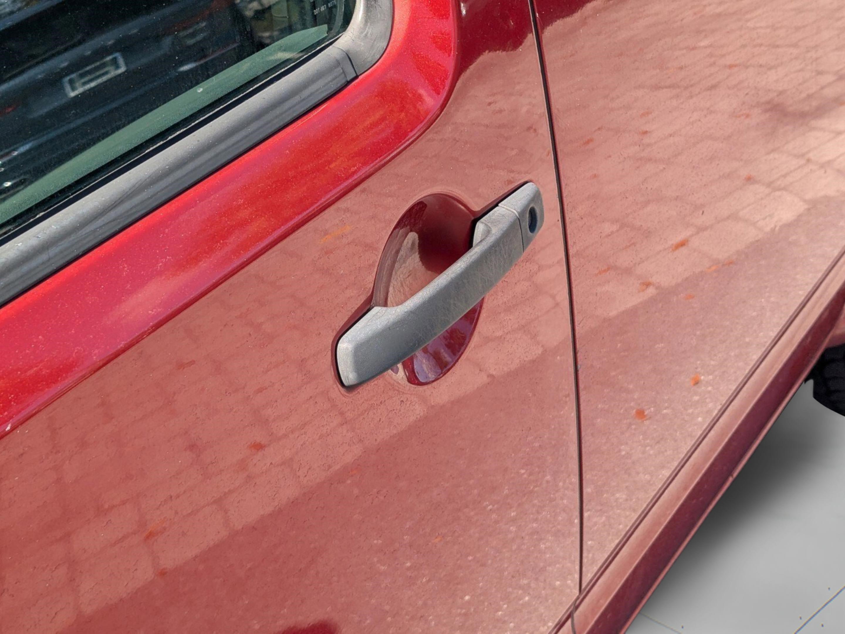 Used 2013 Nissan Frontier Desert Runner image 16