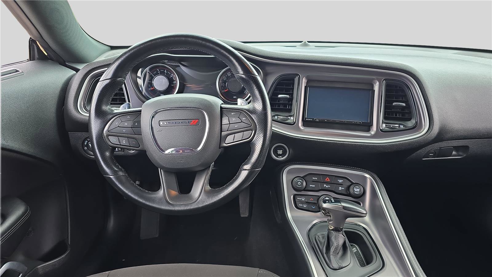 Used 2021 Dodge Challenger GT AWD/4WD image 9