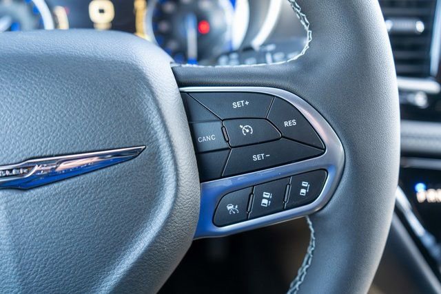 New 2026 Chrysler Pacifica Select image 20