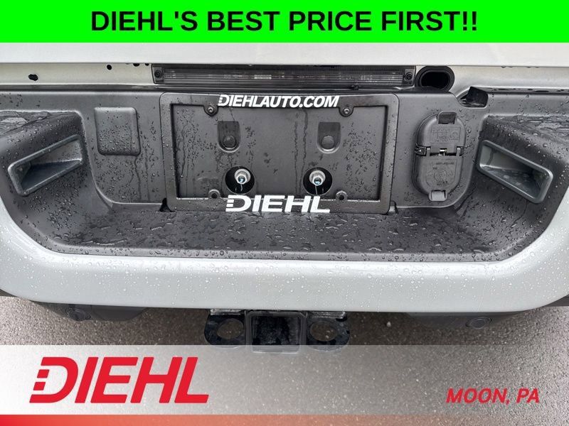 New 2026 RAM 3500 Big Horn AWD/4WD image 12