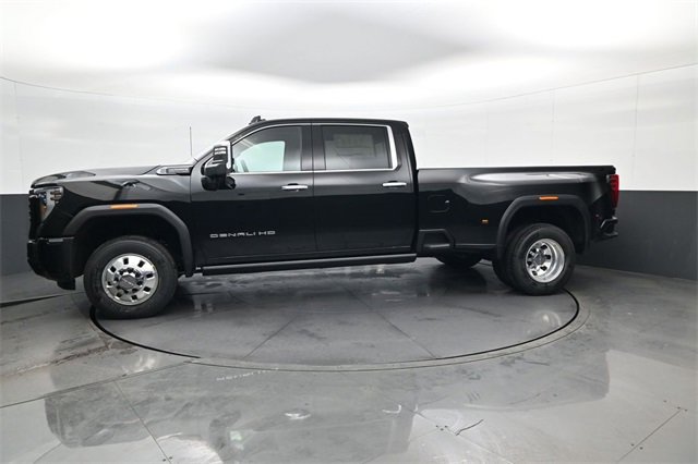 New 2026 GMC Sierra 3500 Denali Ultimate image 8